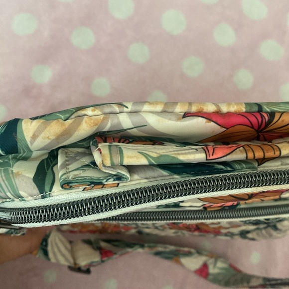 ❤️3/$30 Lug Ranger crossbody - Picture 7 of 7